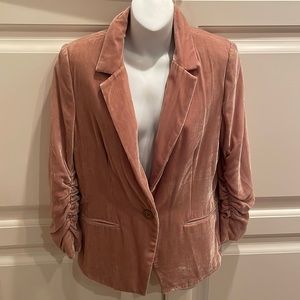Drew crushed velvet blazer with ruched ¾ sleeve sz M